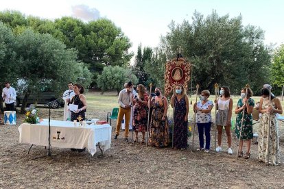 Rocio de Luz de la CAsa de Andalucía de Tarragona y Provincia a l'ermita de la Pineda de Vila-seca.