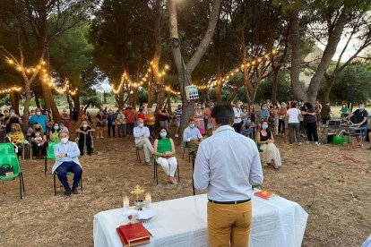 Rocio de Luz de la CAsa de Andalucía de Tarragona y Provincia a l'ermita de la Pineda de Vila-seca.