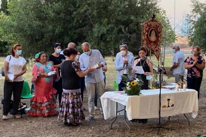 Rocio de Luz de la CAsa de Andalucía de Tarragona y Provincia a l'ermita de la Pineda de Vila-seca.