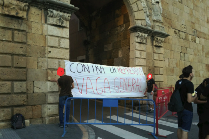 Twitter @TarragonaCdr