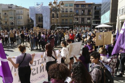 Recull de les millors imatges de la manifestació del Dia de la Dona a Reus