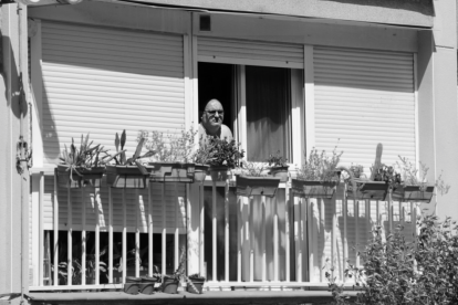 Es tracta d'un projecte fotogràfic que pretén ser un reflex de la vida social dels barris, dels costums i de la seva gent