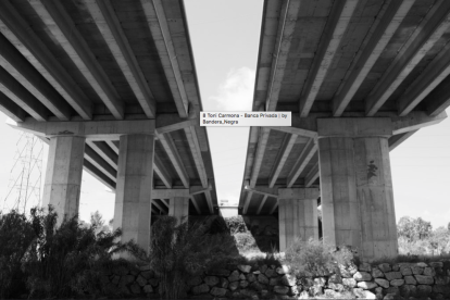 Es tracta d'un projecte fotogràfic que pretén ser un reflex de la vida social dels barris, dels costums i de la seva gent