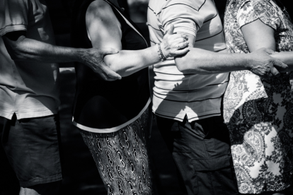 Es tracta d'un projecte fotogràfic que pretén ser un reflex de la vida social dels barris, dels costums i de la seva gent