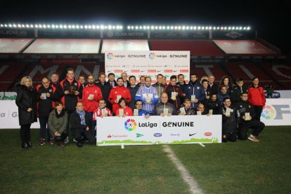 Imatges de la presentació dels divuit equips participants