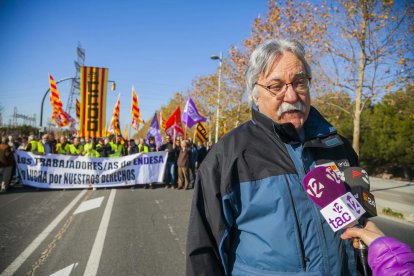 Més d'un centenar de persones han participat en aquesta aturada de treball