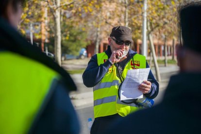 Més d'un centenar de persones han participat en aquesta aturada de treball