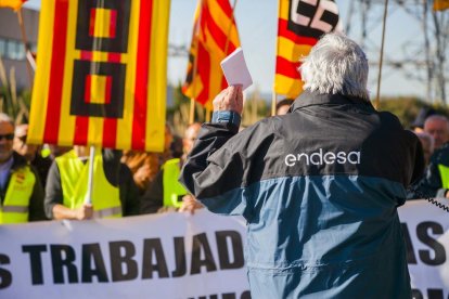 Més d'un centenar de persones han participat en aquesta aturada de treball