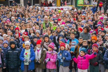 Más de 1.200 niños participan en la Gran Nadala de Canal Reus TV de este año