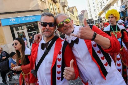 Recull fotogràfic de la desfilada que ha tingut lloc el matí de diumenge