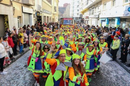 Recull fotogràfic de la desfilada que ha tingut lloc el matí de diumenge