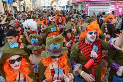 Recull fotogràfic de la desfilada que ha tingut lloc el matí de diumenge