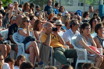 Alumnes, exalumnes, pares i professors s'han reunit aquest divendres per commemorar l'aniversari de La Portalada d'Altafulla.