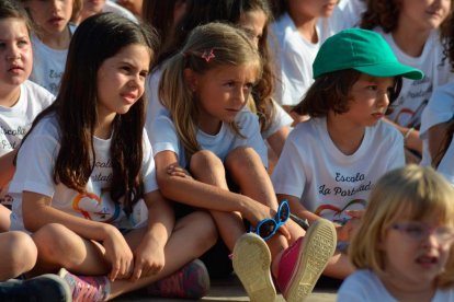 Alumnes, exalumnes, pares i professors s'han reunit aquest divendres per commemorar l'aniversari de La Portalada d'Altafulla.