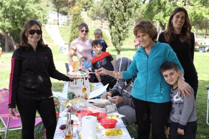 El parc del Francolí de Tarragona és un dels indrets preferits pels tarragonins a l'hora d'anar a menjar la Mona.