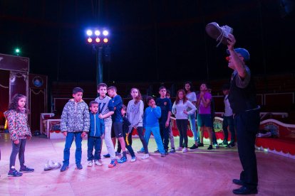 Reus Circ Social trasllada una de les seves sessions a un escenari diferent