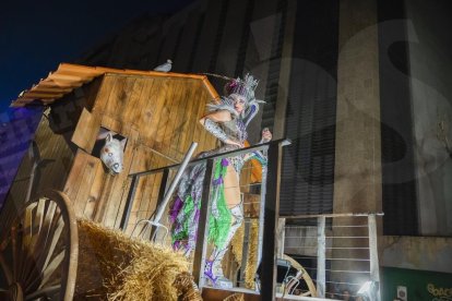 Les 18 millors carrosses del 2019 van desfilar pels carrers del centre de la ciutat