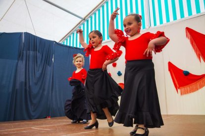 Les casetes s'omplen durant el primer cap de setmana de la festa
