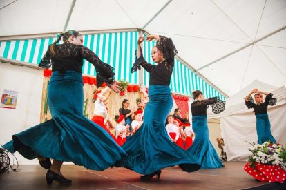 Les casetes s'omplen durant el primer cap de setmana de la festa