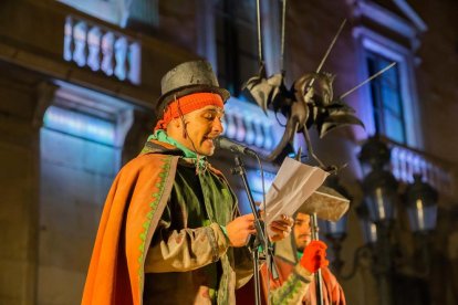 Premis a les comparses del Carnaval de Tarragonai crema del Ninot, la Ninota i la Bota
