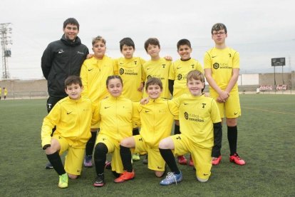 Els 300 jugadors van ser sobre la gespa de l'estadi Ortega Parejo de Campclar