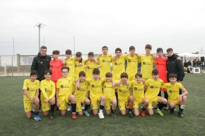 Els 300 jugadors van ser sobre la gespa de l'estadi Ortega Parejo de Campclar