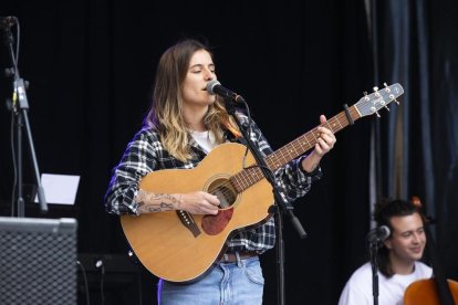 Un total de 37 propostes emergents i familiars s'han presentat durant els tres dies de programació. S'han exhaurit totes les entrades dels espectacles en espais interiors i 9.000 persones en total han gaudit del conjunt de les propostes de la fira.