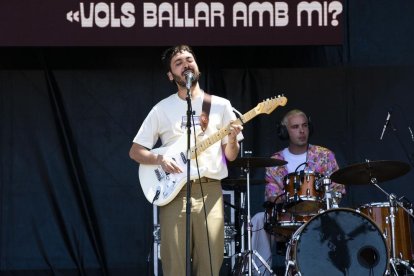 Un total de 37 propostes emergents i familiars s'han presentat durant els tres dies de programació. S'han exhaurit totes les entrades dels espectacles en espais interiors i 9.000 persones en total han gaudit del conjunt de les propostes de la fira.