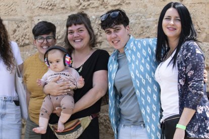 Un total de 37 propostes emergents i familiars s'han presentat durant els tres dies de programació. S'han exhaurit totes les entrades dels espectacles en espais interiors i 9.000 persones en total han gaudit del conjunt de les propostes de la fira.