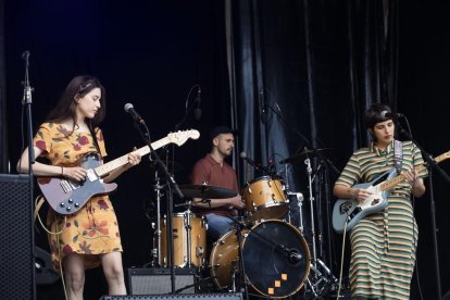 Un total de 37 propostes emergents i familiars s'han presentat durant els tres dies de programació. S'han exhaurit totes les entrades dels espectacles en espais interiors i 9.000 persones en total han gaudit del conjunt de les propostes de la fira.