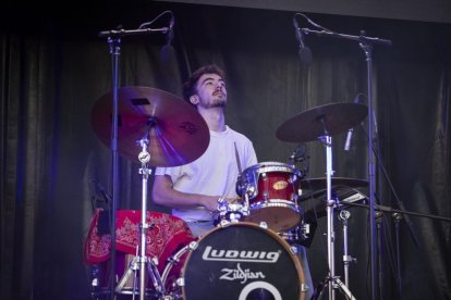 Un total de 37 propostes emergents i familiars s'han presentat durant els tres dies de programació. S'han exhaurit totes les entrades dels espectacles en espais interiors i 9.000 persones en total han gaudit del conjunt de les propostes de la fira.