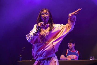 Un total de 37 propostes emergents i familiars s'han presentat durant els tres dies de programació. S'han exhaurit totes les entrades dels espectacles en espais interiors i 9.000 persones en total han gaudit del conjunt de les propostes de la fira.