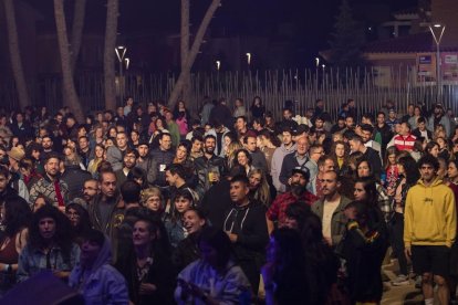 Un total de 37 propostes emergents i familiars s'han presentat durant els tres dies de programació. S'han exhaurit totes les entrades dels espectacles en espais interiors i 9.000 persones en total han gaudit del conjunt de les propostes de la fira.