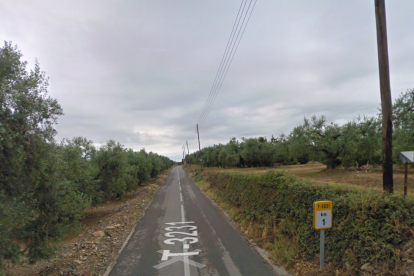 Un centenar de persones es reuneixen a la Selva per oposar-se a la nova circumval·lació d'Almoster