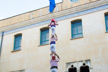 La Vella recupera els castells de nou a La Selva del Camp