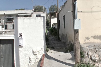 Troben una dona morta al Camí del Nàstic