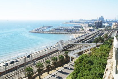 Las obras de la pasarela que cruzará las vías de tren empezarán el 3 de octubre