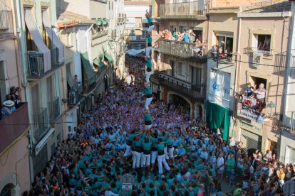 La diada del Quadre de Santa Rosalia veu quatre castells de nou pisos