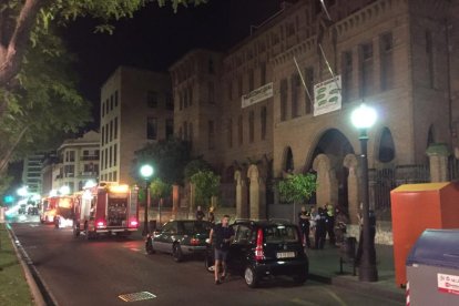 Falsa alarma d'incendi a les Teresianes de Tarragona