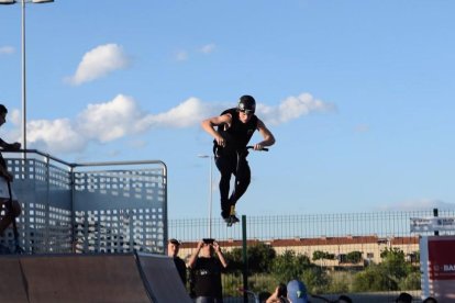 L'scooter rider Ryan Williams delecta la Canonja