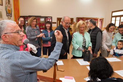 L'ofrena al cementiri i l'històric «I va bola!» són tradició a Reus