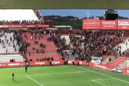 Incidents entre aficionats al final del Nàstic - CF Reus