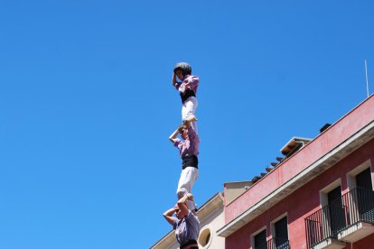 La Jove de Tarragona recupera les bones sensacions amb els castells de vuit i mig