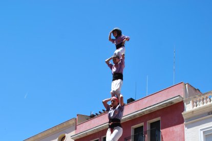 La Jove de Tarragona recupera les bones sensacions amb els castells de vuit i mig