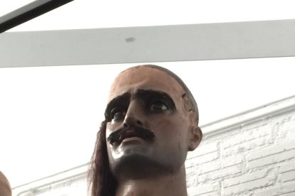 Els Gegants Moros antics continuen en mal estat a la Casa de la Festa