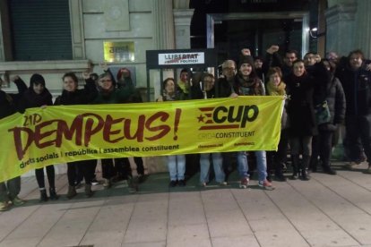La CUP de Tarragona empieza la campaña prescindiendo de los carteles