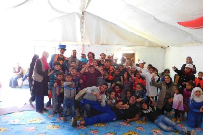 Pallassos Sense Fronteres de Tarragona actua davant de més de 4.000 refugiats a Jordània