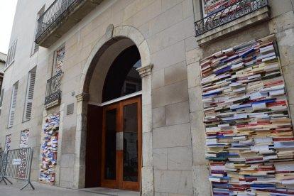 20.000 llibres convertits en art