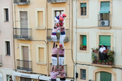 Sant Joan de contrastos a la plaça de la Font