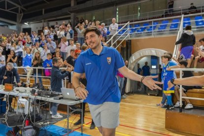 Els aficionats es van aplegar per ovacionar els herois que van assolir la LEB Plata.